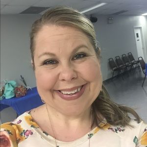 Meet your Posher, Mandy